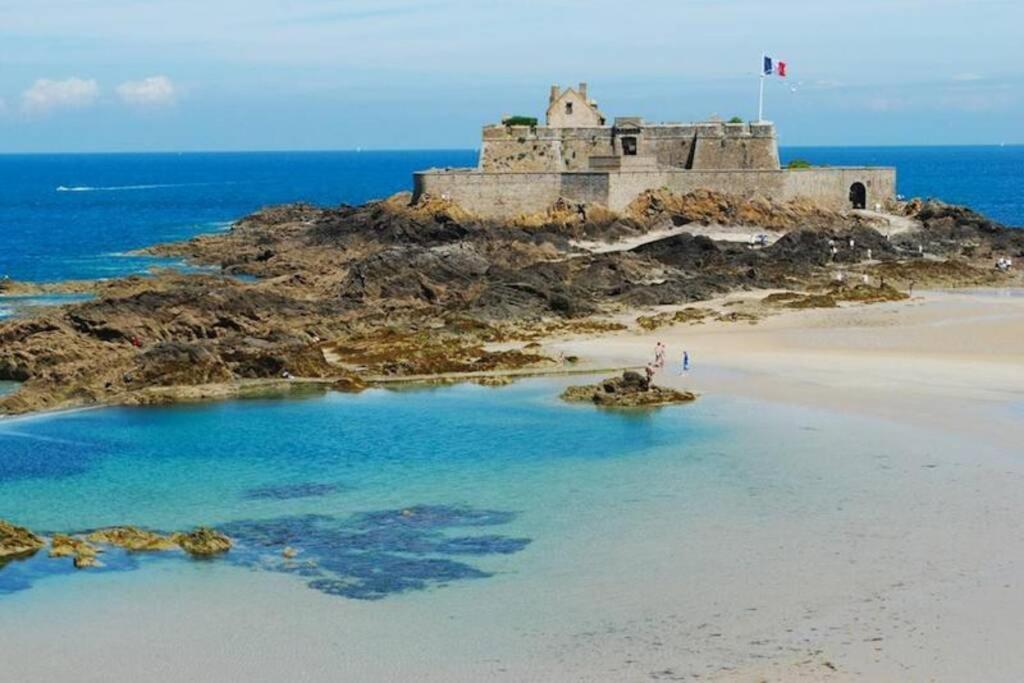 Apartamento Le Plongeoir De Bon-Secours Saint-Malo Exterior foto